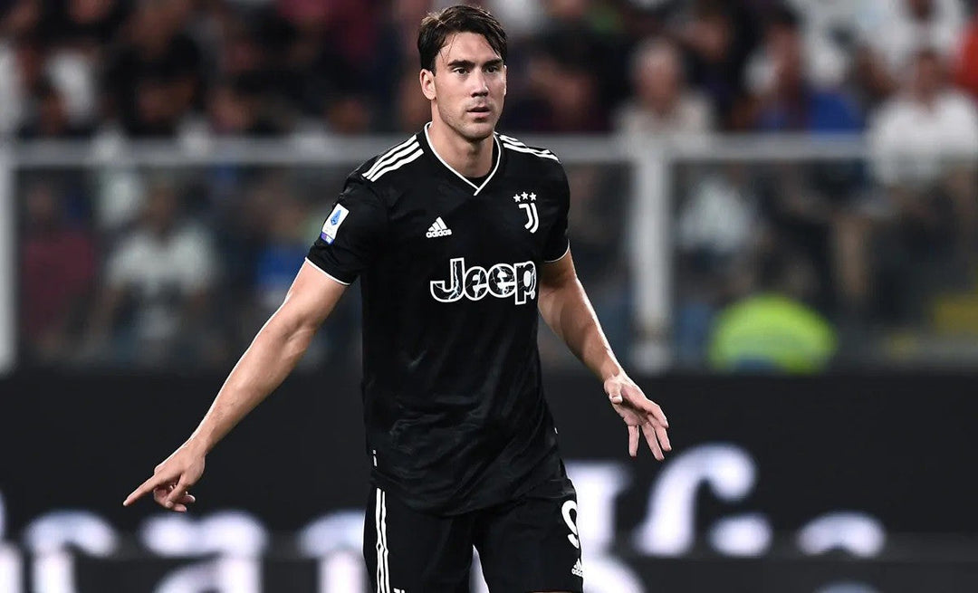 JUVENTUS AWAY 22/23 - VLAHOVIC 9