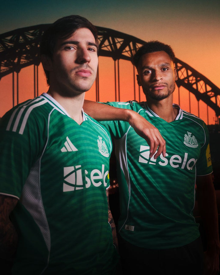 Newcastle 25/26 AWAY