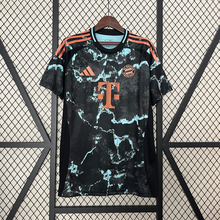 Bayern Monaco 24/25 AWAY