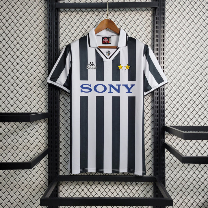 Juventus 95/96 HOME