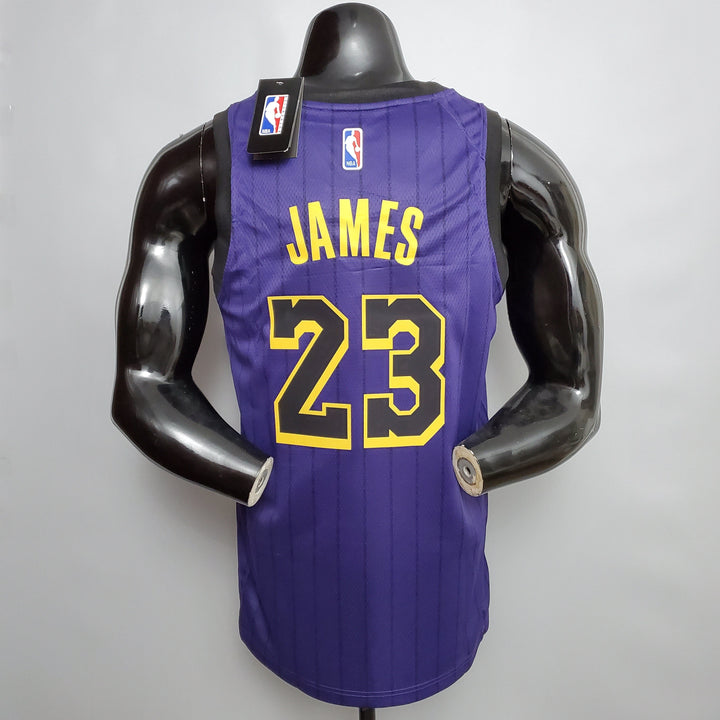 Lakers 23 James