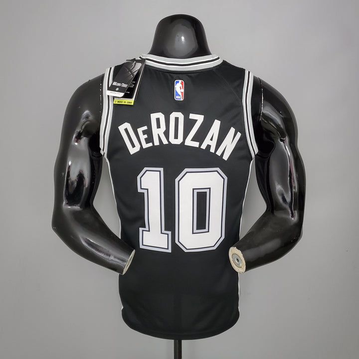 San Antonio Spurs 10 DeRozan