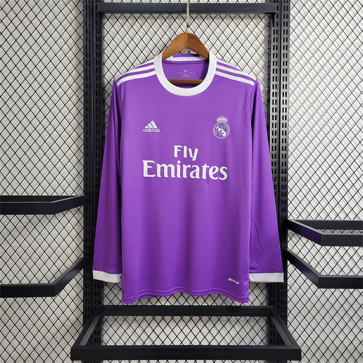 Real Madrid 16/17 AWAY