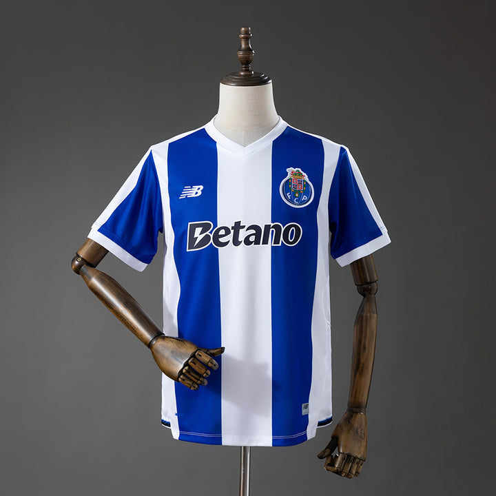Porto 26/27 HOME