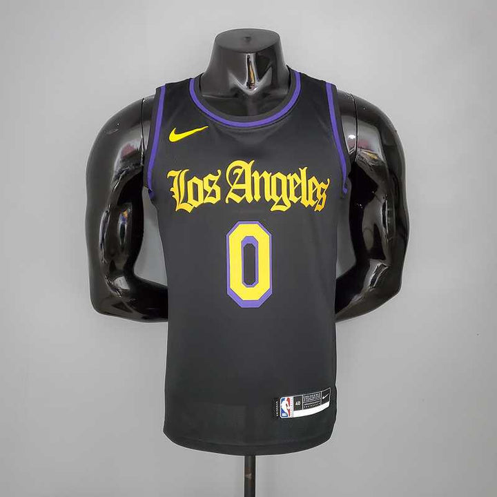 Lakers 0 Young
