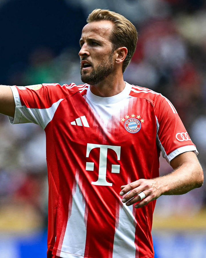 Bayern Monaco 25/26 HOME