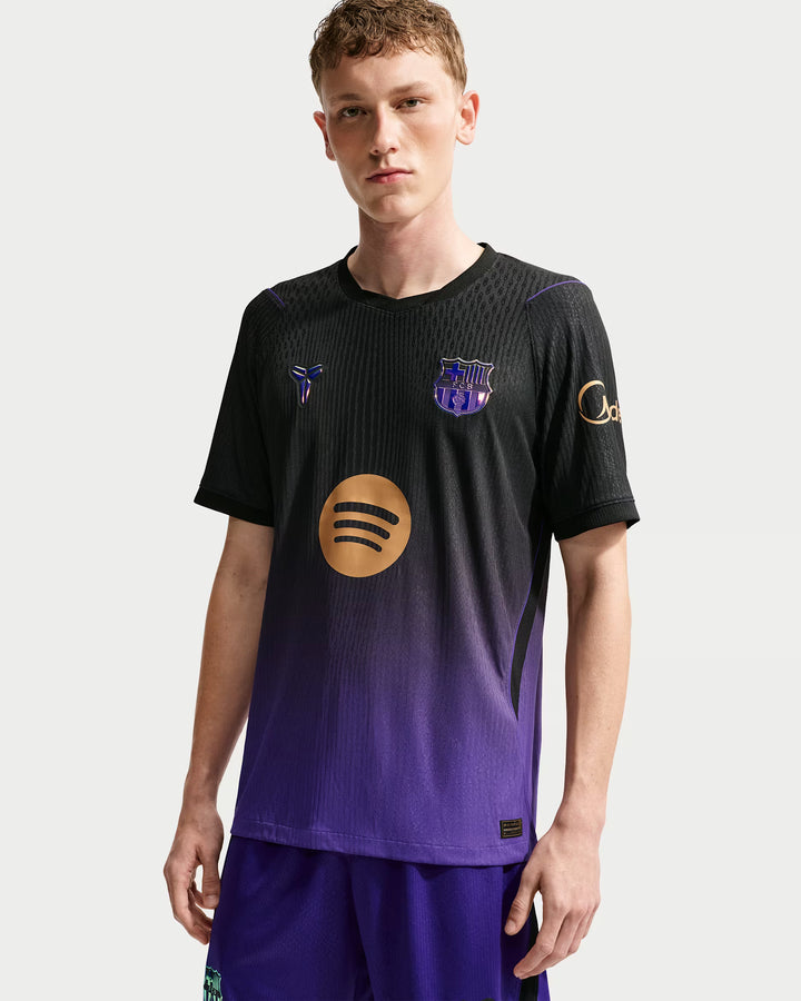 Barcellona 26/27 AWAY