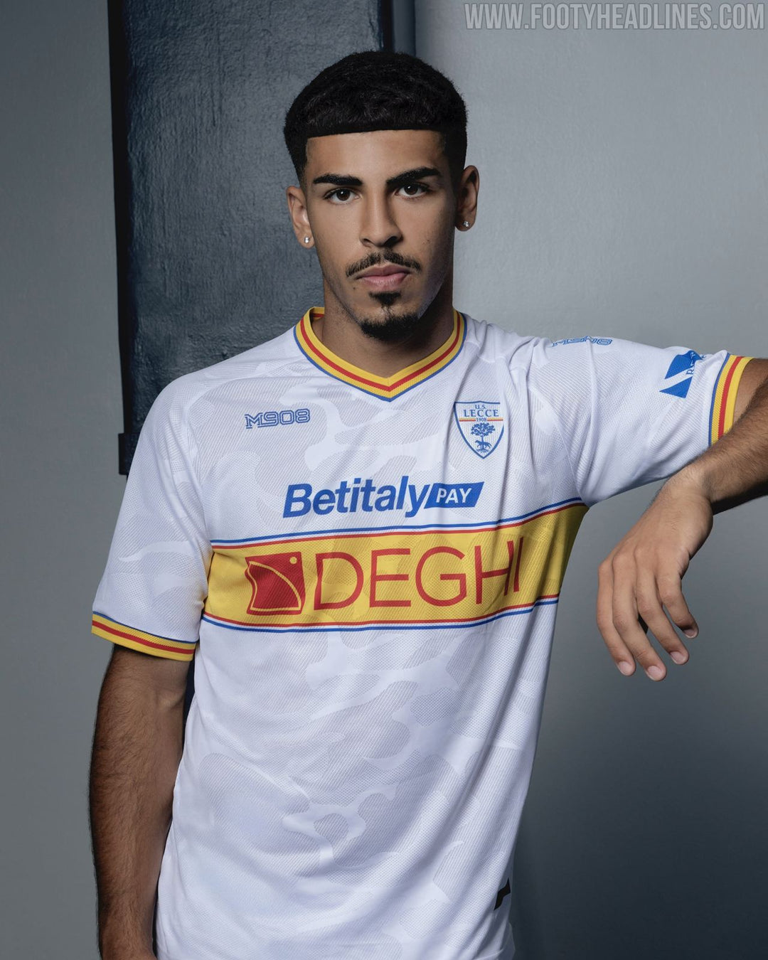 Lecce 25/26 AWAY