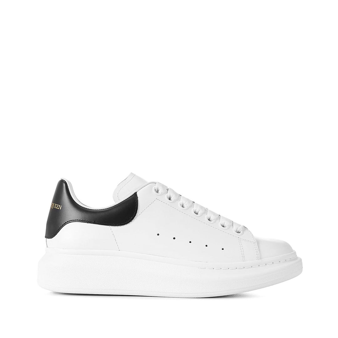 McQueen Black/White