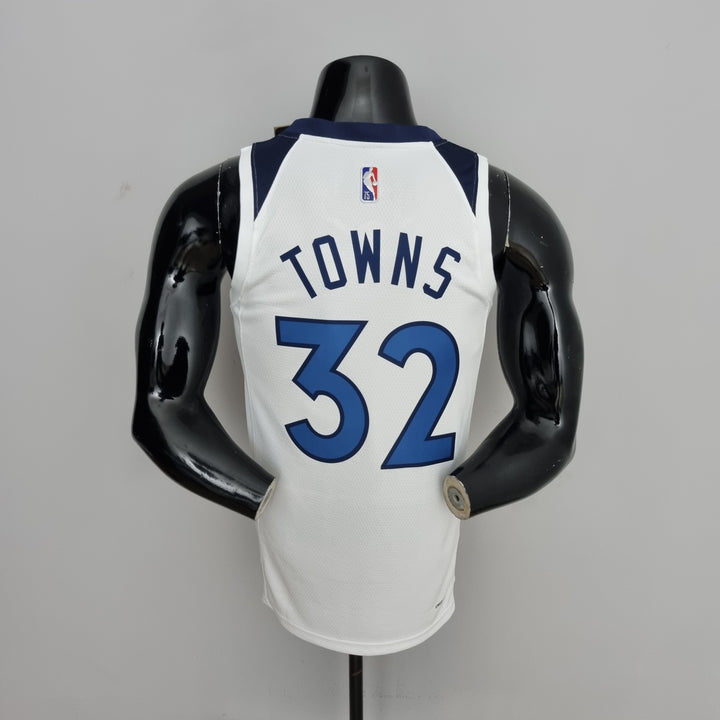 Minnesota Timberwolves 32 Towns