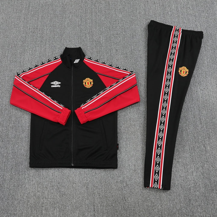 MANCHESTER UNITED 25/26 SPECIAL RETRO - TUTA RAPPRESENTANZA