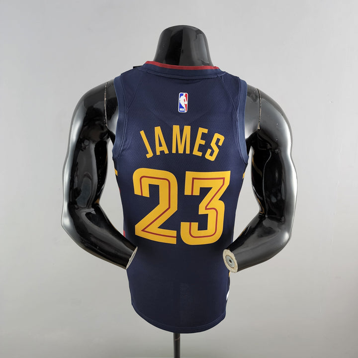 Cleveland CAVALIERS 23 James