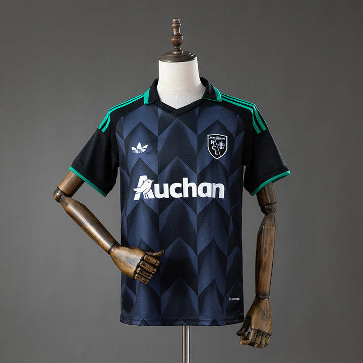 Lens 26/27 AWAY