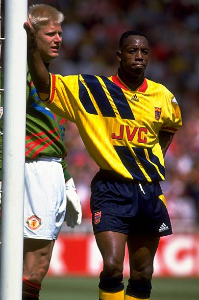 Arsenal 93/94 Away