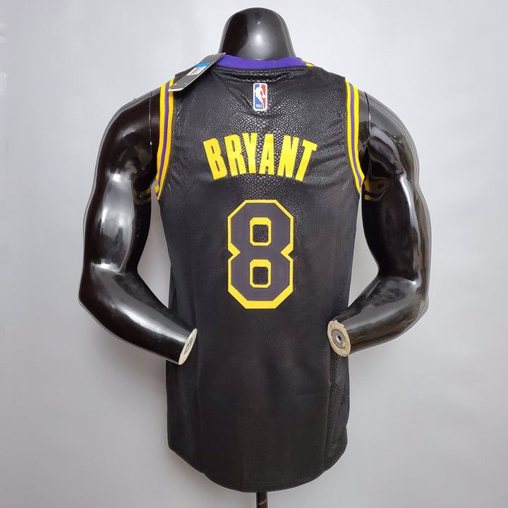 Lakers 8 Bryant