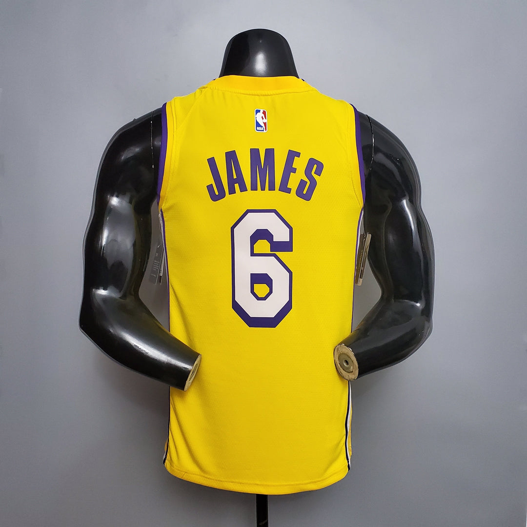 Lakers 6 James