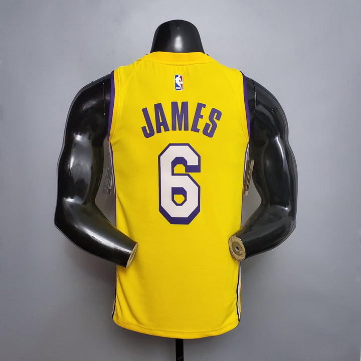 Lakers 6 James