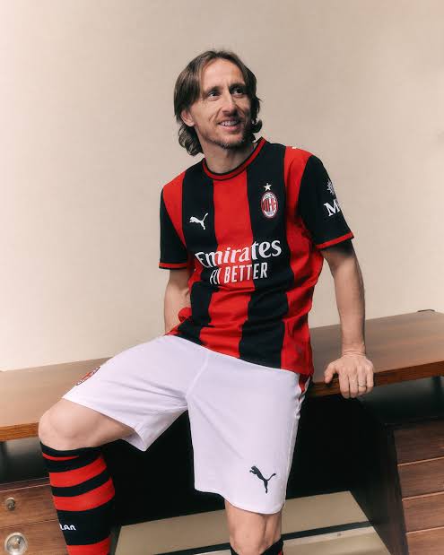 Milan 26/27 HOME - KIT