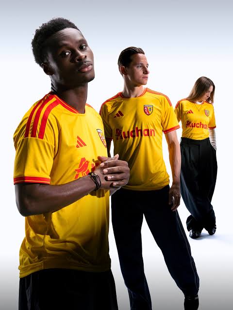 Lens 26/27 HOME