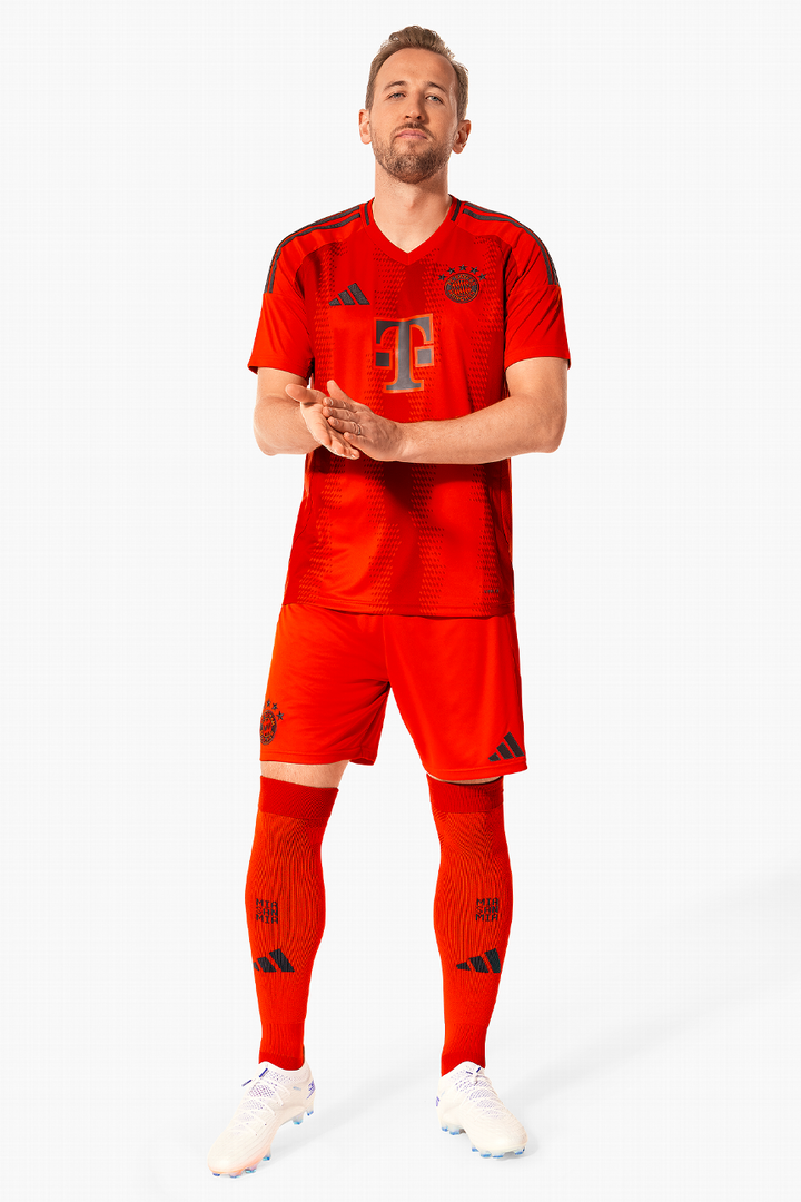 Bayern Monaco 24/25 HOME - KIT