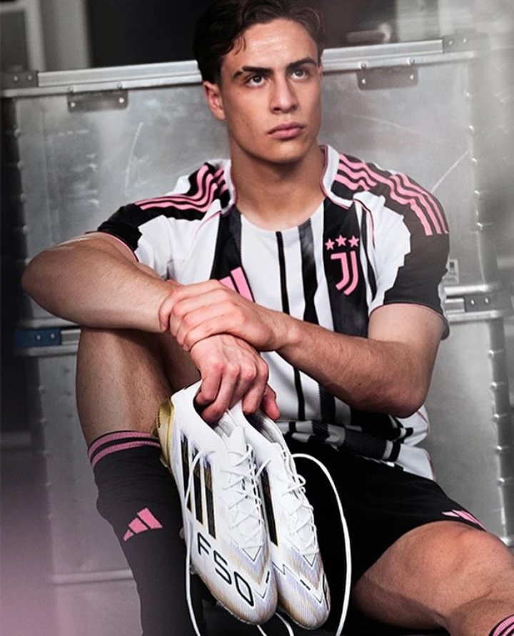 Juventus 25/26 HOME - KIT (PRE-ORDINE)